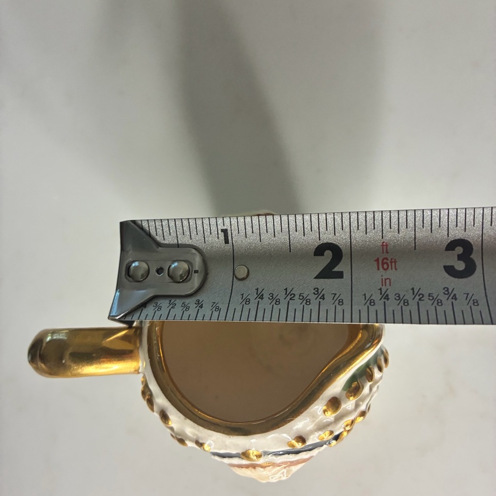 Made in Italy Elegant Gold and Black Ceramic small Pitcher with a flaw - Picture 8 of 9